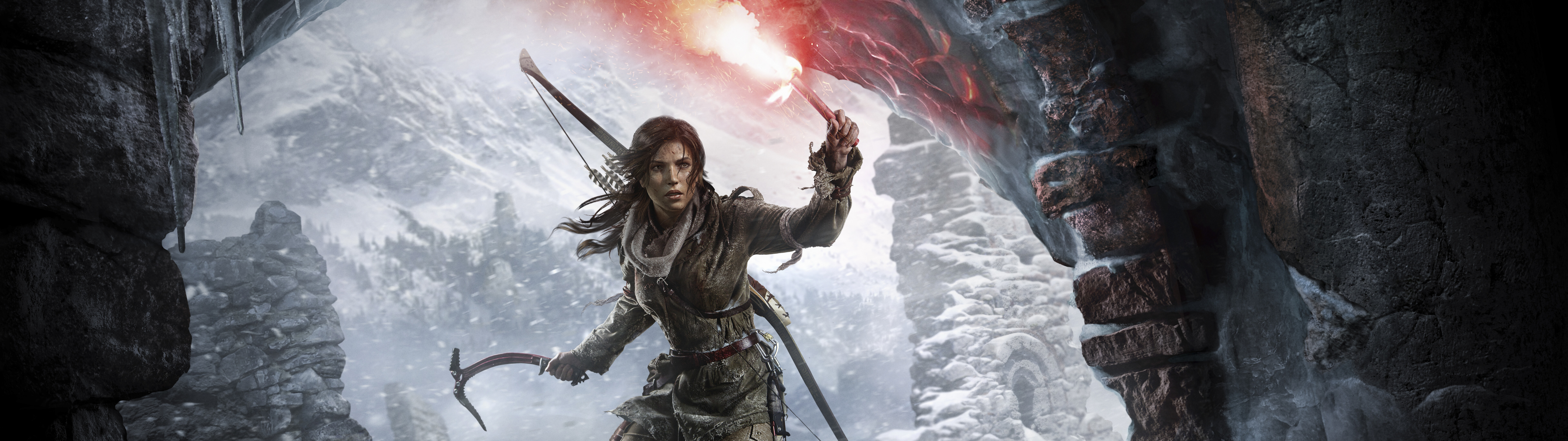 Лара Крофт, культовый персонаж из видеоигры «Rise of the Tomb Raider», в приключенческой обстановке.